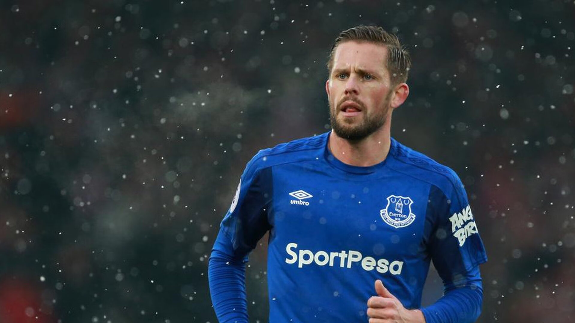 英超青训中心心理压力管理新方法促进球员成长，英超本队青训