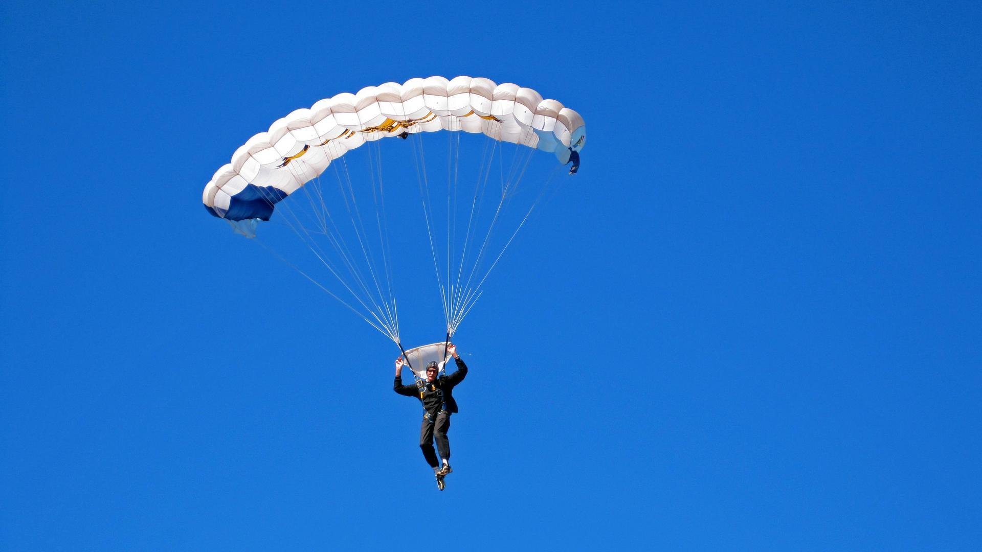 接力项目德国队整体发挥可圈可点，国际接力赛